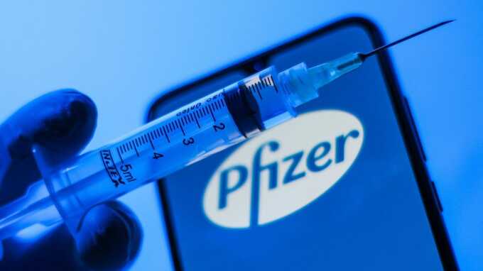 В США заявили о дефиците вакцины компании Pfizer