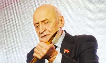 Сломавший ребра Дроздов срочно уехал с женой в больницу: что произошло?