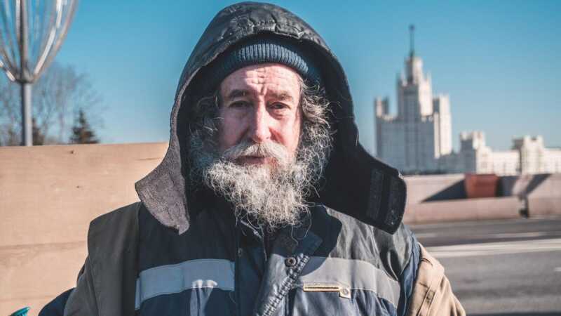 Личность мужчины, который прыгнул с Москворецкого моста в Москву-реку, установлена