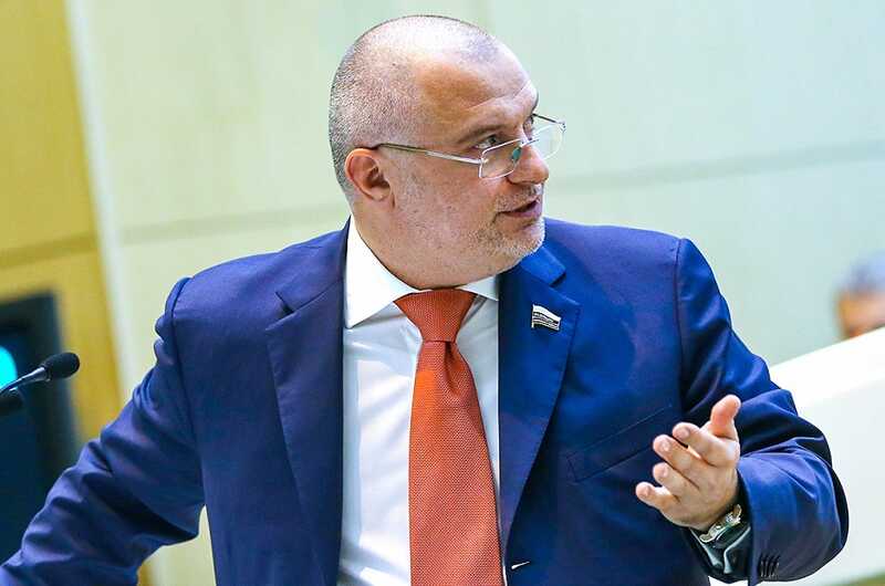 Сенатор Андрей Клишас поддержал задержание выходцев из Азербайджана в Екатеринбурге и Воронеже