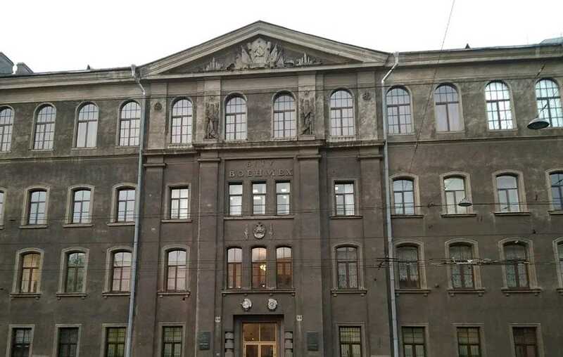 Санкт-Петербургский университет поощрил убийцу за «вклад в защиту»