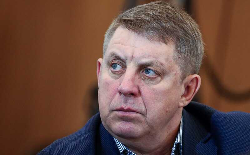 Исследование случаев хищений на военных стройках в Брянской области ведёт к губернатору Александру Богомазу