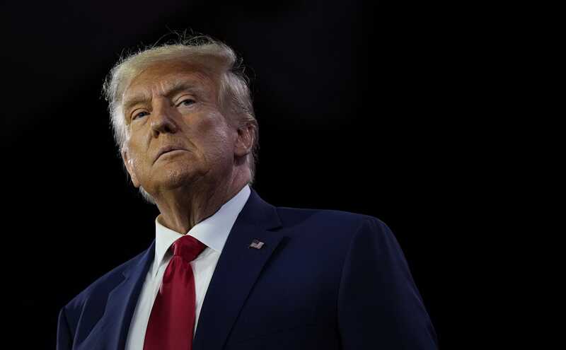 Глава США пригрозил России жёсткими мерами, если переговоры на Аляске окажутся неудачными